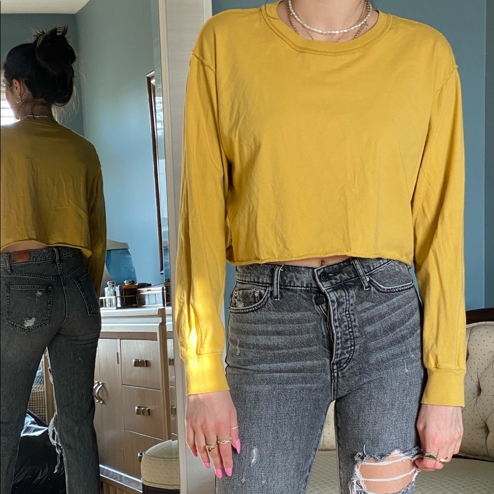 Cropped long sleeve